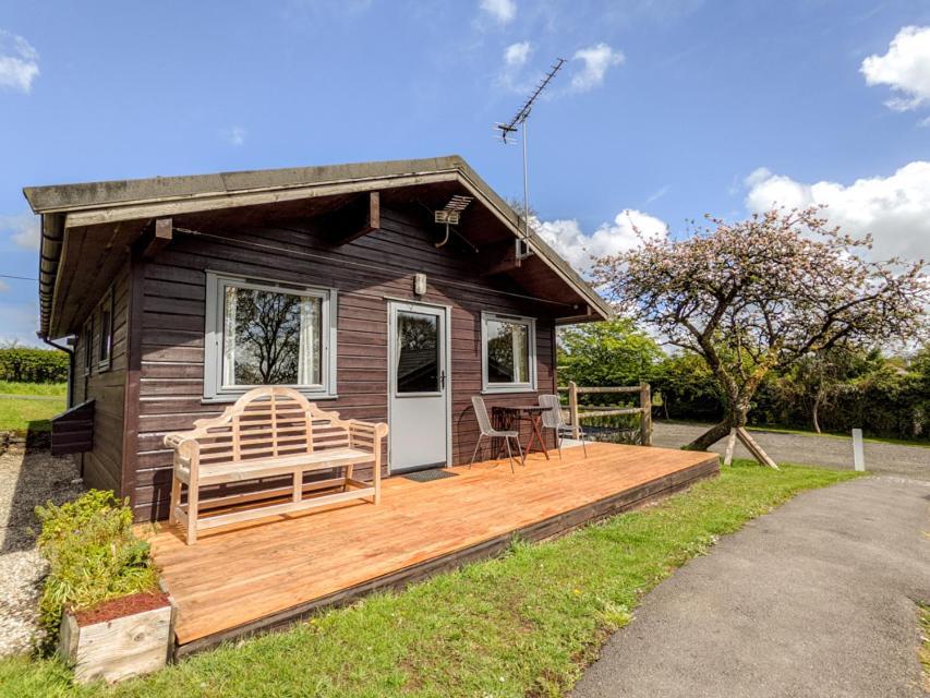 לאונססטון Avallon Lodges מראה חיצוני תמונה