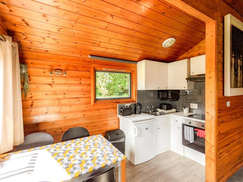 לאונססטון Avallon Lodges מראה חיצוני תמונה